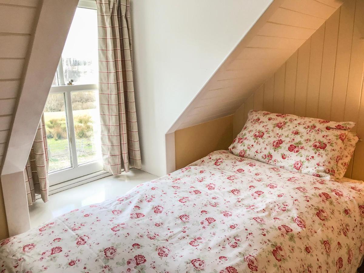 6 Knott Villa Flashader Екстериор снимка