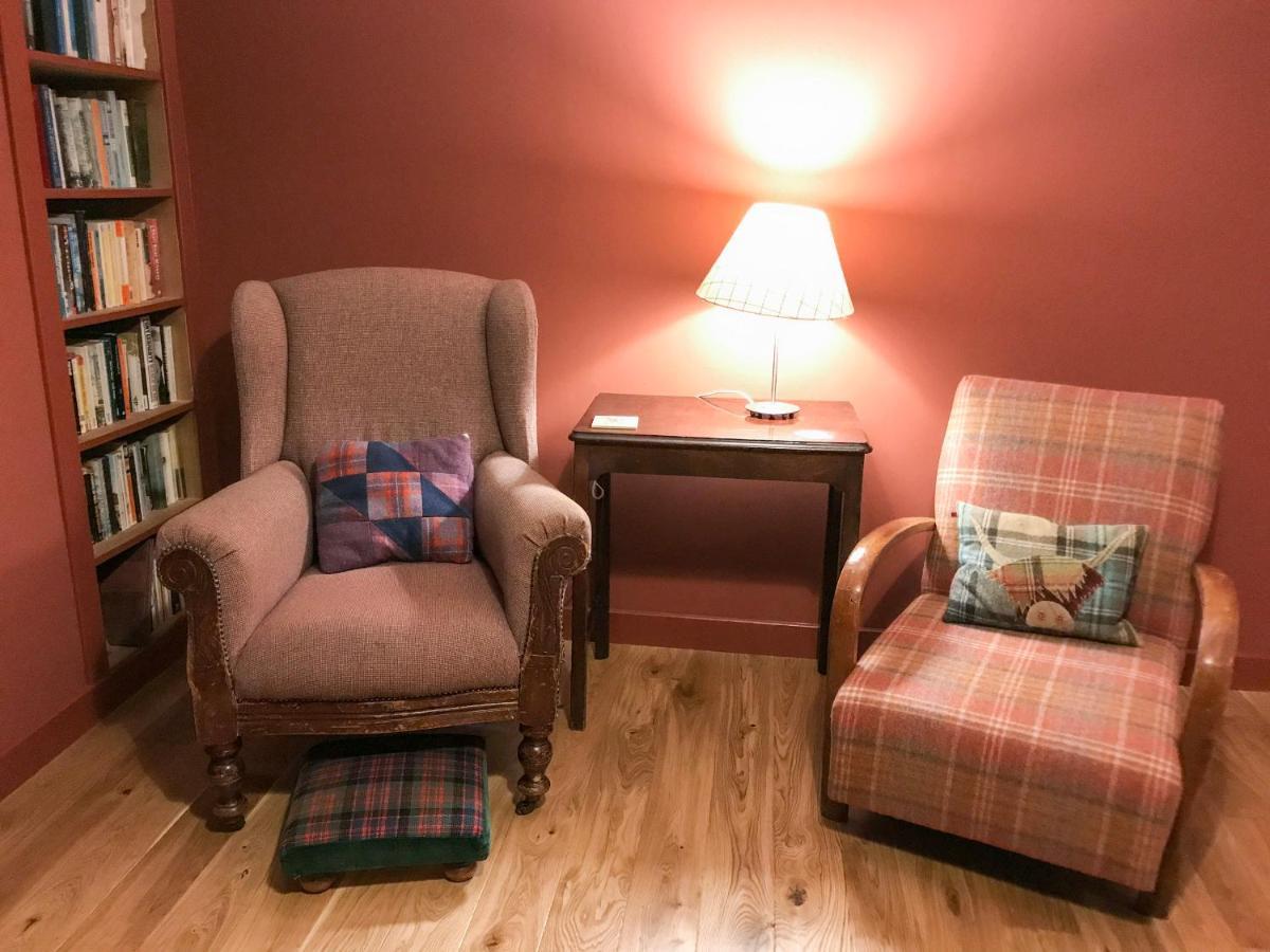 6 Knott Villa Flashader Екстериор снимка